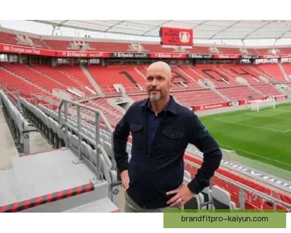 图赫尔比赛阅读能力备受关注，助力球队战略调整与表现提升。