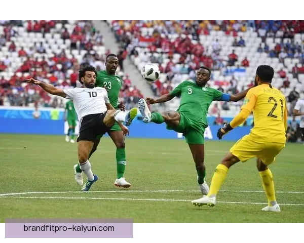 乌拉圭队战术风格与对手交锋时体现出稳健的防守和迅速的反击能力