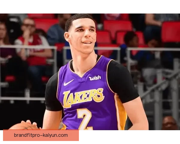 贝尔纳多持续保持传球大师状态，展现出色的场上视野与技术能力