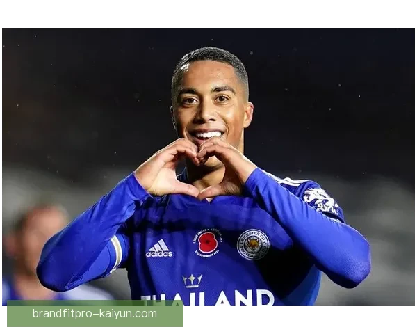 英超2025赛季莱斯特城表现稳健，竞争力增强引关注